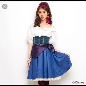 DisneyXSecret honey Esmeralda full set dress